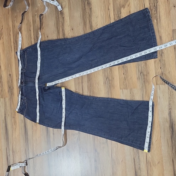 LEVI'S 544 Ultimate Lift Boot Cut Jean - 12P Medium Wash - Picture 14 of 15
